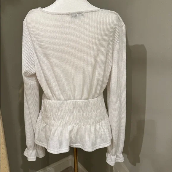 Paper Crane Thermal Waffle White Top - Picture 4 of 10